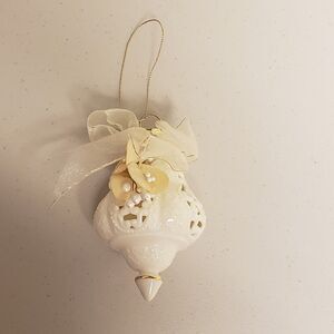 Cream Porcelain Christmas Ornament 4 " Ruby Lane Rare